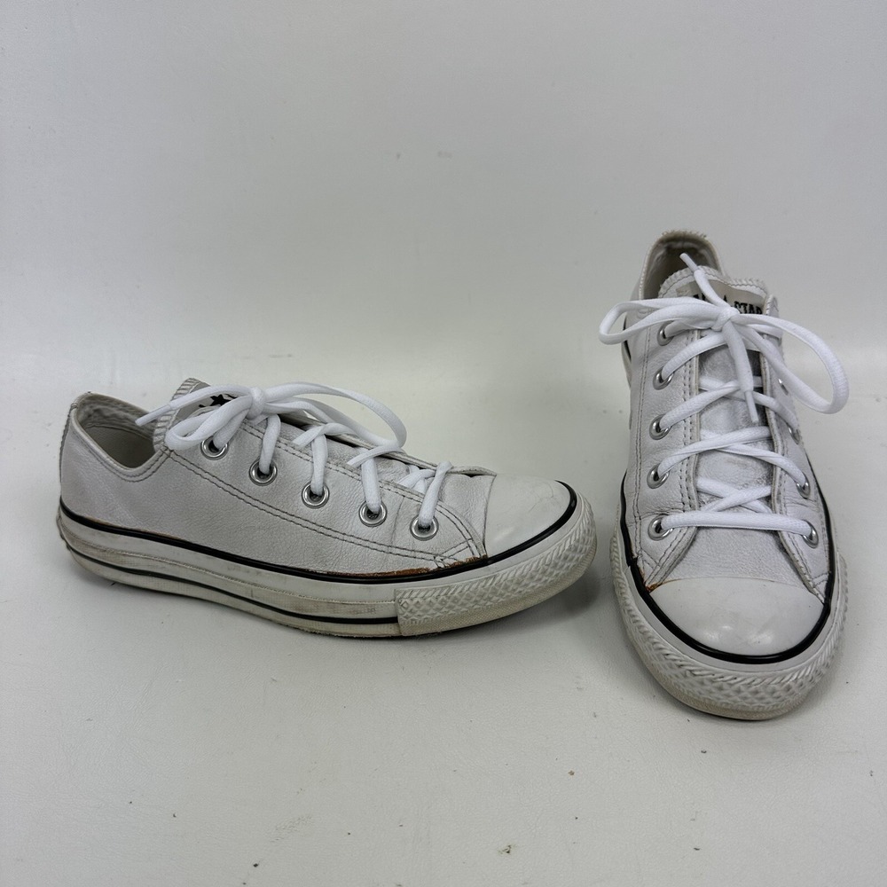 Converse Chuck Taylor All Star Classic Leather Shoes Low White Size 4 Men 6‎ Wmn